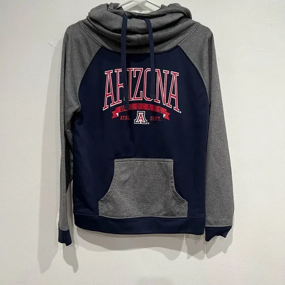 University of Arizona Wildcats women’s long neck. High collar hoodie. - Picture 1 of 2